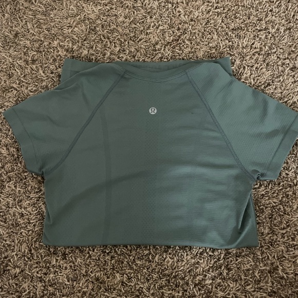 LuluLemon SwiftlyTech - Picture 2 of 2